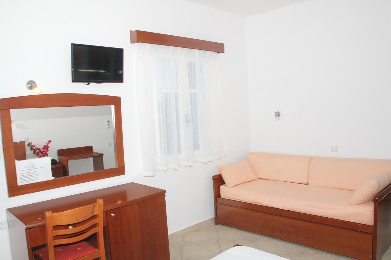 Aiolos Hotel 2*